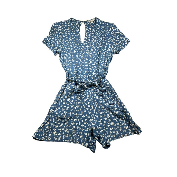 Rails‎ Sophia Romper in Blue Daisies S Causal Summer - Picture 2 of 12